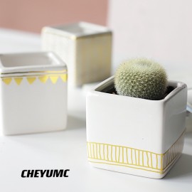CHEYUMC Modern Flower Pot - 6.5 inch Gold Ceramic Pots for Plants, Glazed Cement, Geo Design, Small Planter for Indoor and Outdoor Display of Succulents and Herbs